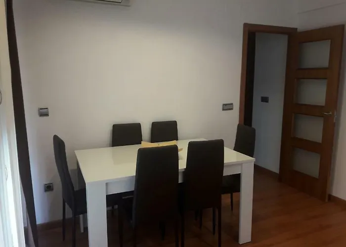 Appartement avec 3 chambre(s) de 100 m² et 2 salle(s) de bains privée(s) à Parque de l\'Aiguera